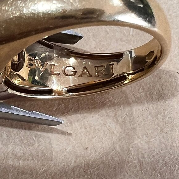 Bvlgari Bulgari 18K YG Parentesi Ring - Picture 2 of 7